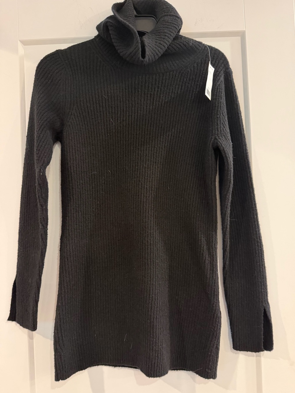 NWT Banana Republic womens Black Sweater - Classic turtleneck